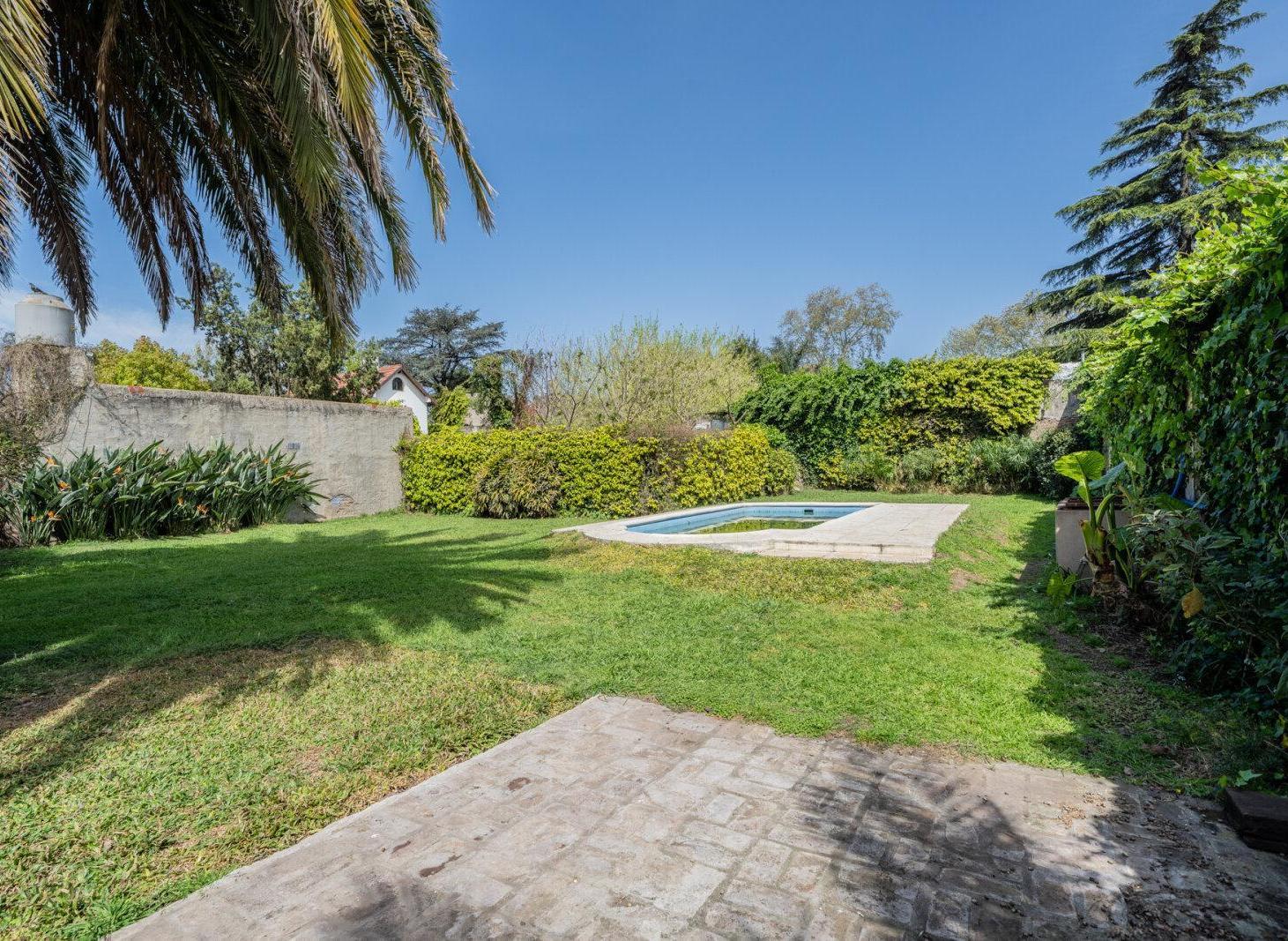 Foto de VENTA. CASA. 5 AMBIENTES. REFACCIONADA. PILETA. LONGCHAMPS., imagen 3