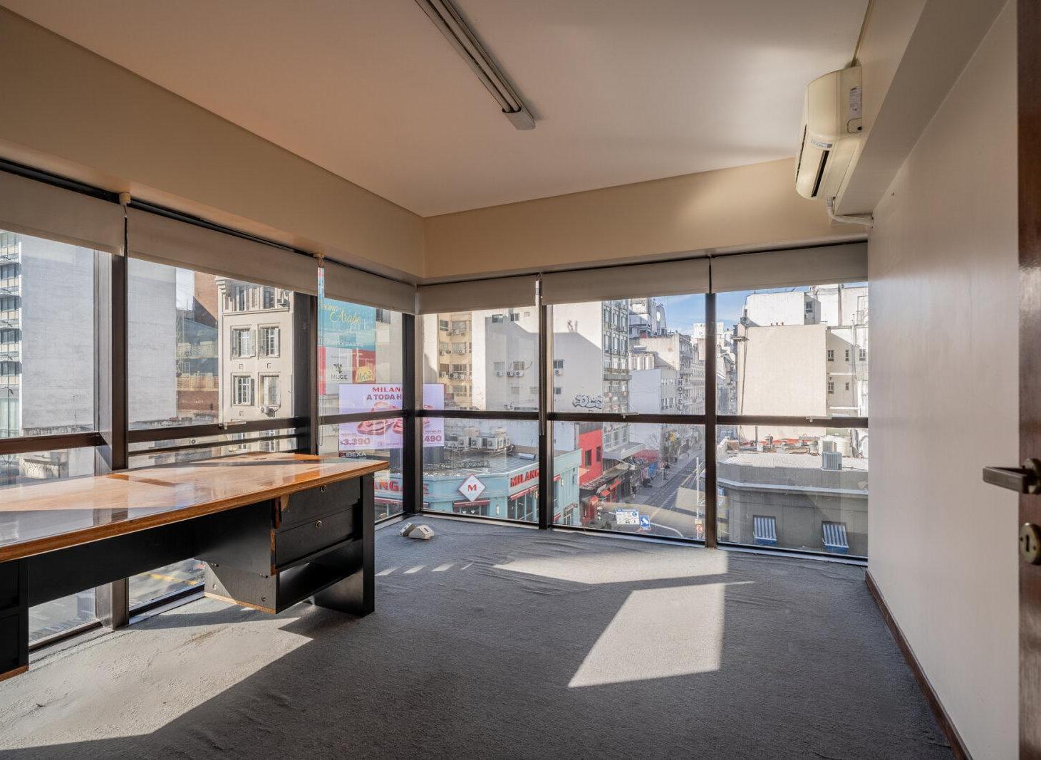 Foto de VENTA OFICINA. EDIFICIO BURÓ PLAZA. SAN NICOLÁS., imagen 1