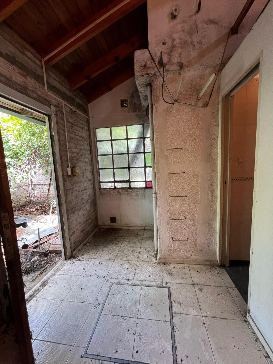 Casa a Refaccionar en Excelente Ubicación 3