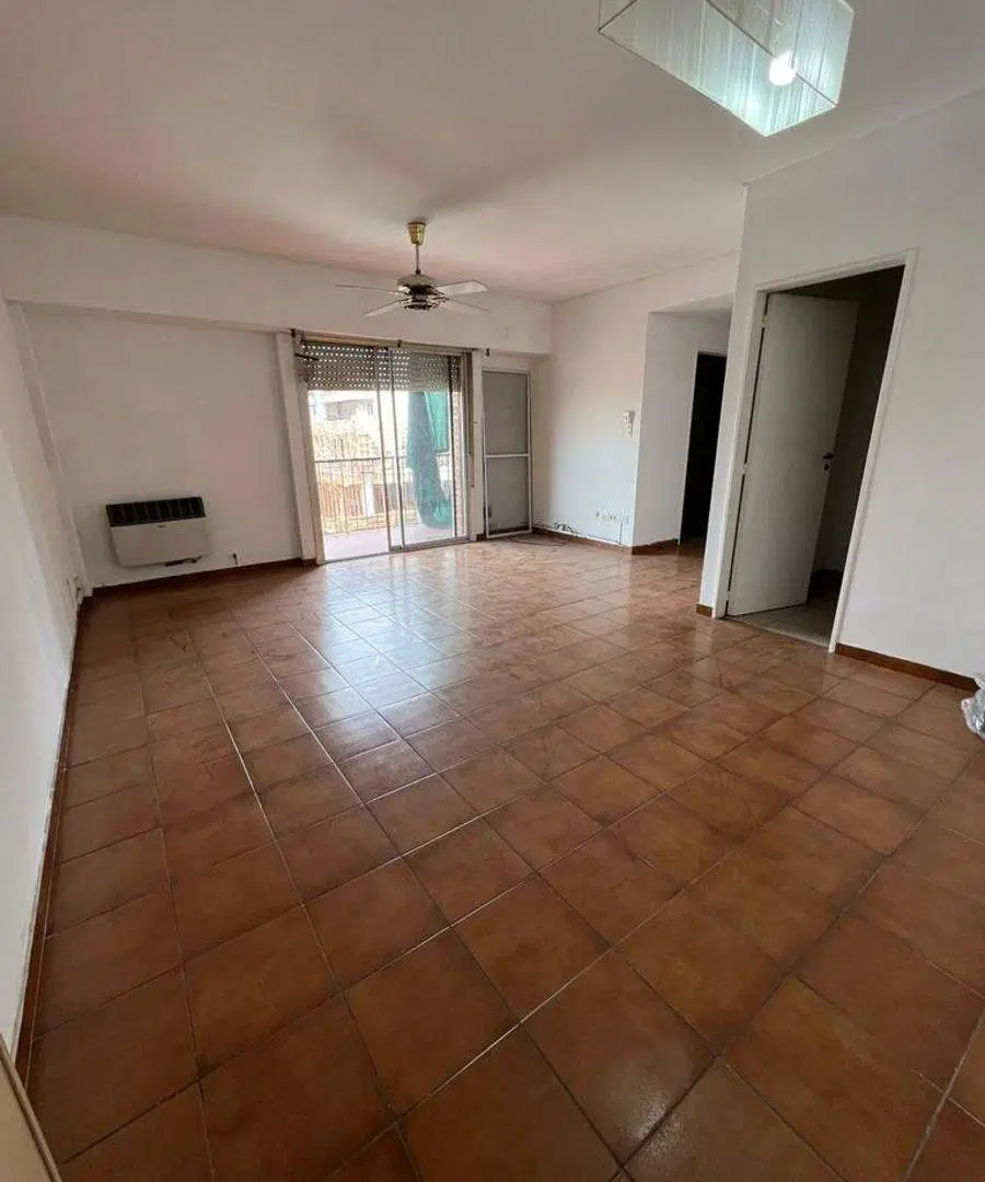 Apto Credito Departamento de 55 m² con 2 Dorm. en Venta en Lanús Oeste 2
