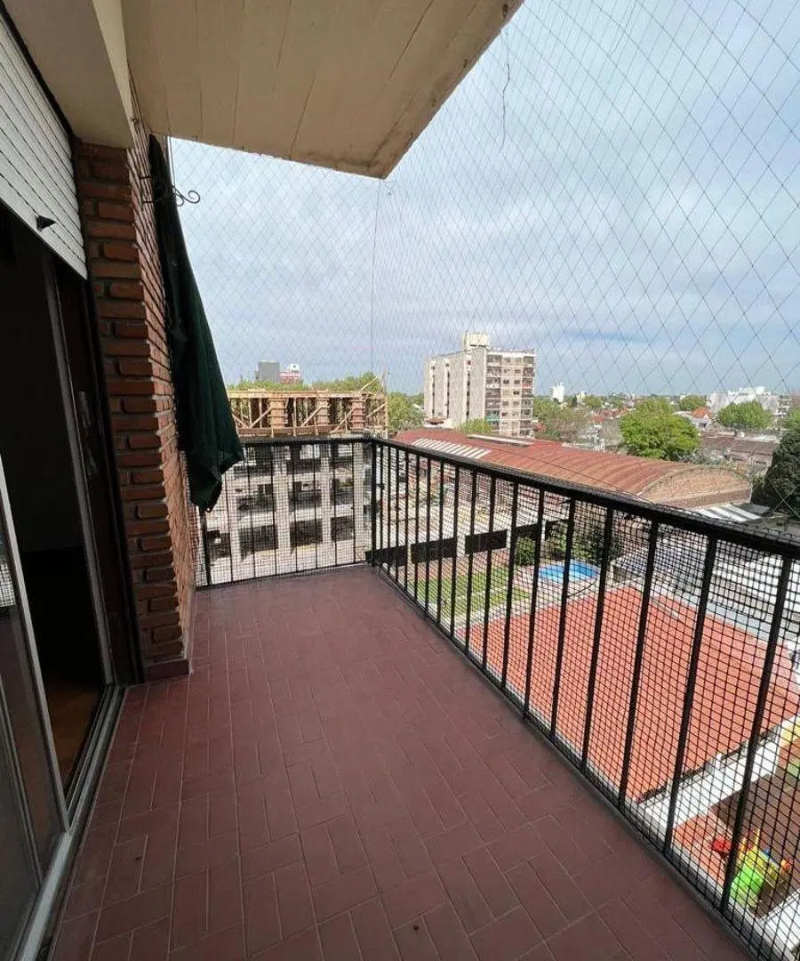 Apto Credito Departamento de 55 m² con 2 Dorm. en Venta en Lanús Oeste 8