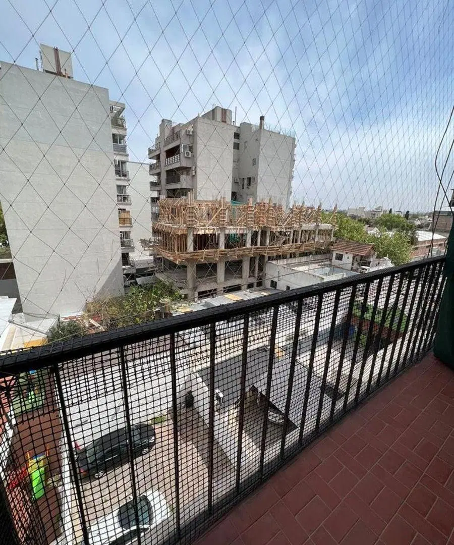 Apto Credito Departamento de 55 m² con 2 Dorm. en Venta en Lanús Oeste 5