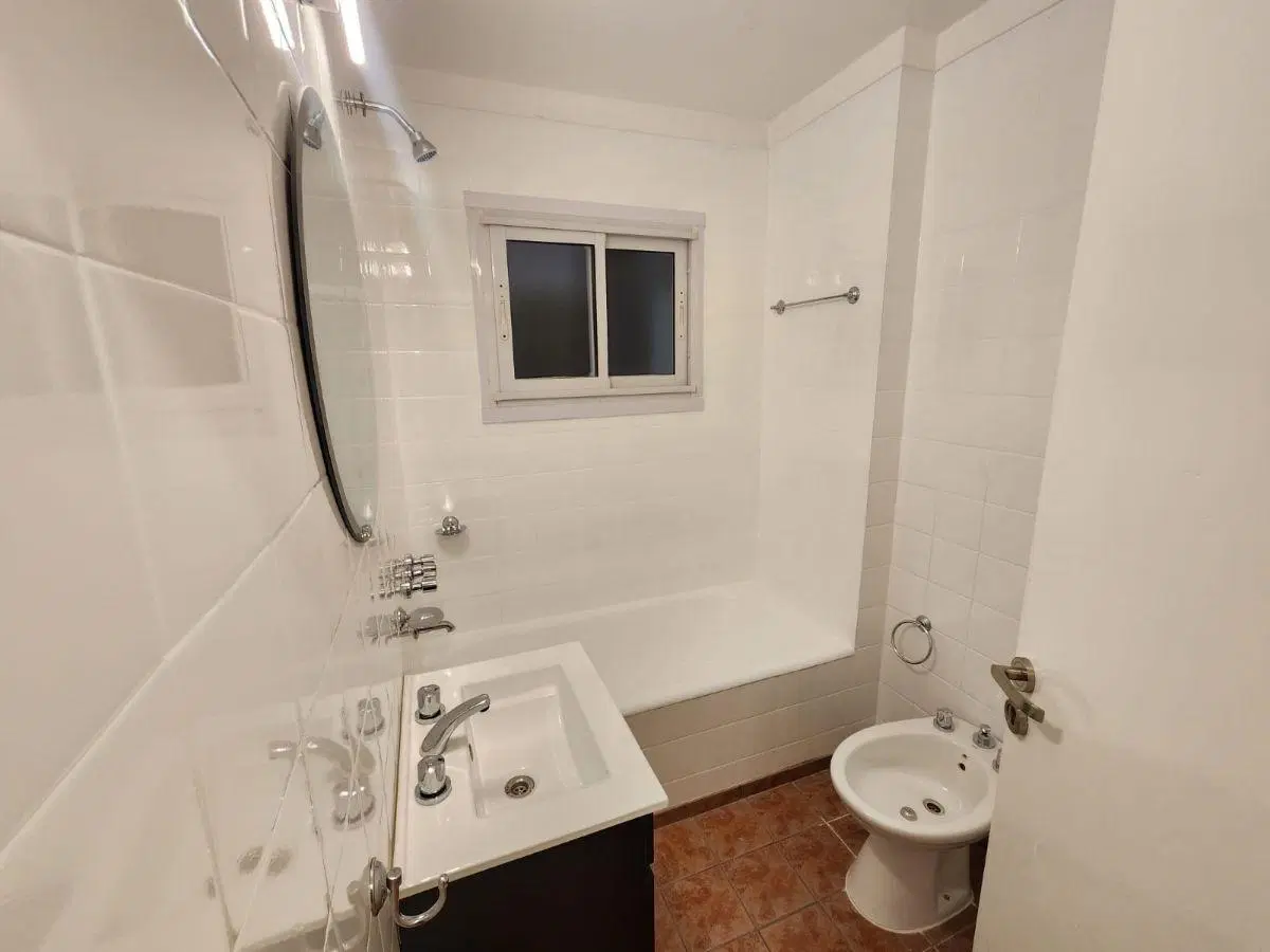55m - 2 dormitorios - 1 baño - Refaccionado a nuevo - Excelente estado 3