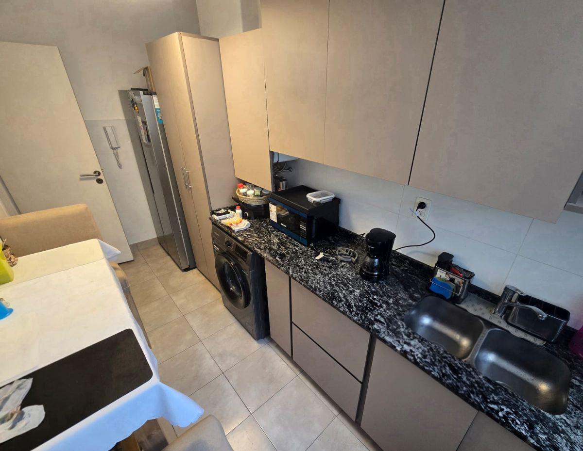 Foto de 59m - 2 dormitorios - Refaccionado a nuevo - Cocina separada, imagen 3