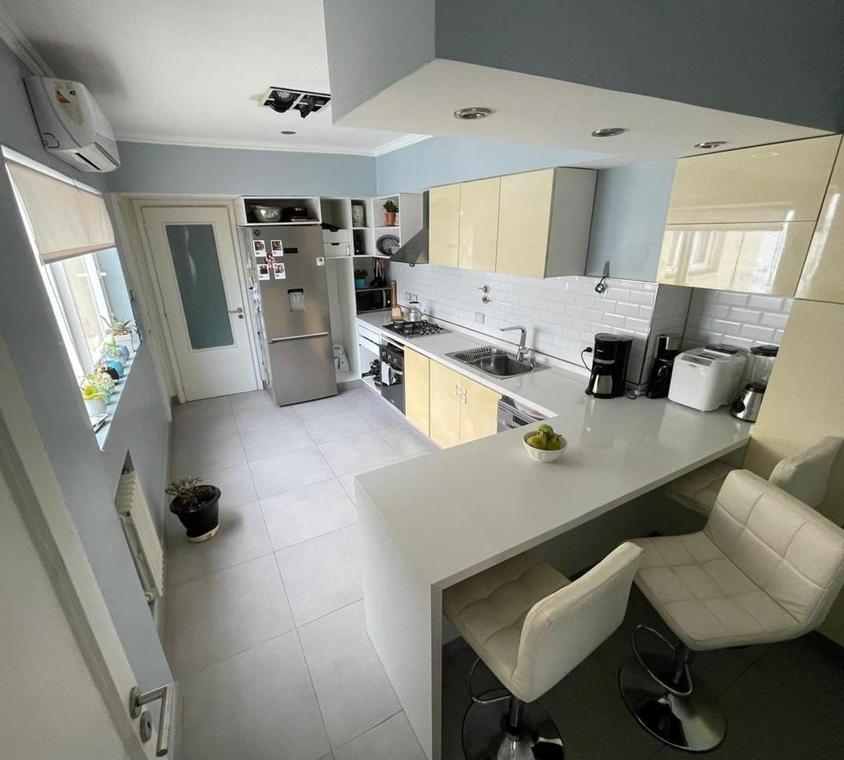 Penthouse Reciclado Super Luminoso. 4 Dorm. 1