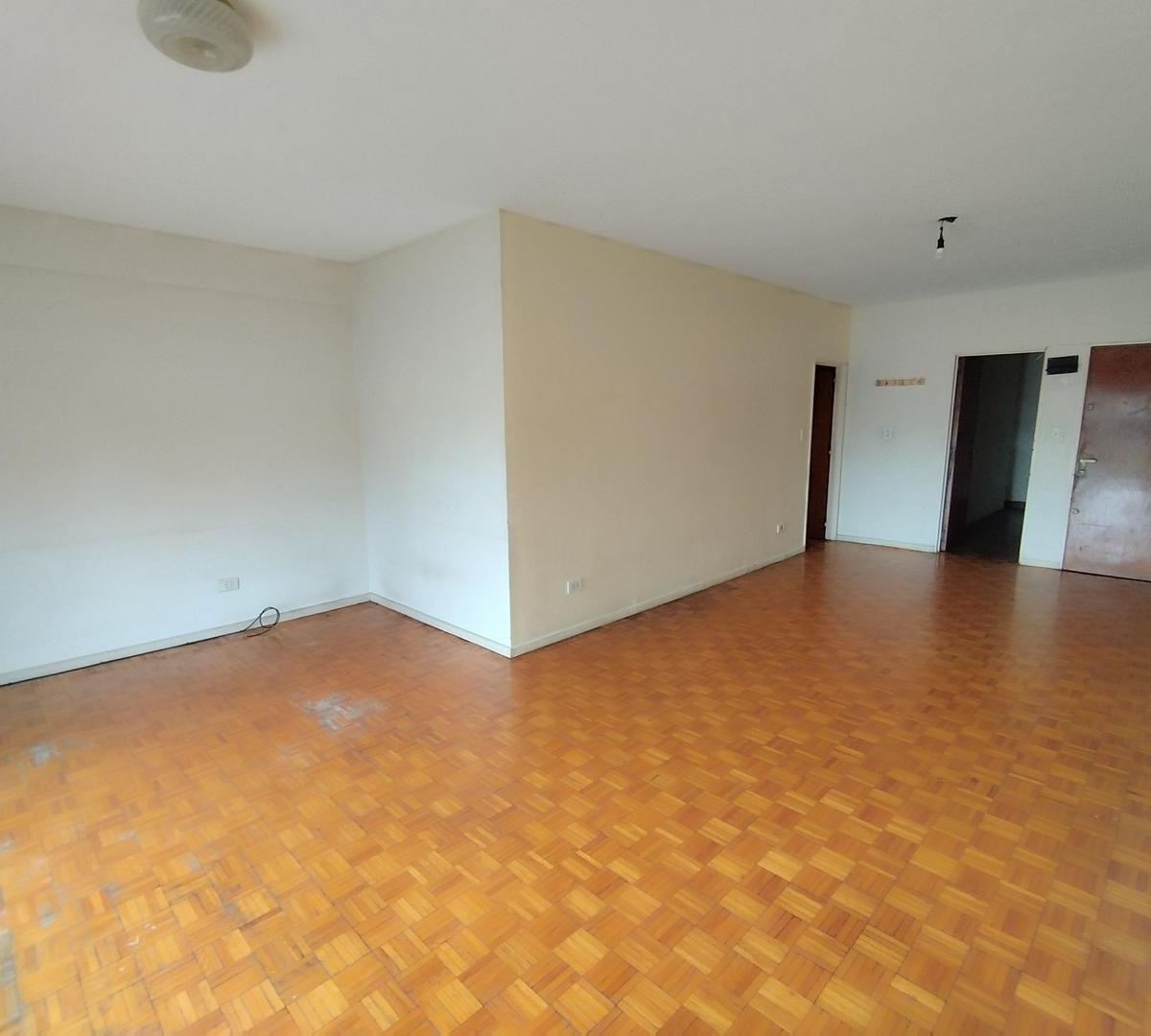Excelente Piso Súper Luminoso - 3 Dorm + Depend. + Cochera 4