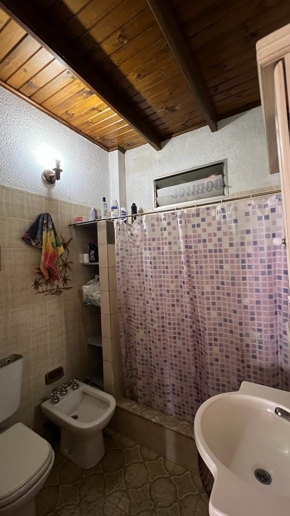 Casa Para Dos Familias, Escuchan Ofertas! 2