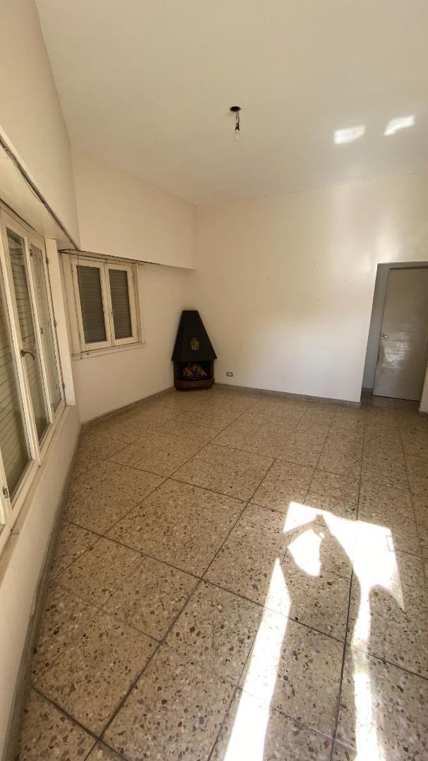 Espléndido chalet ubicado en un sereno vecindario