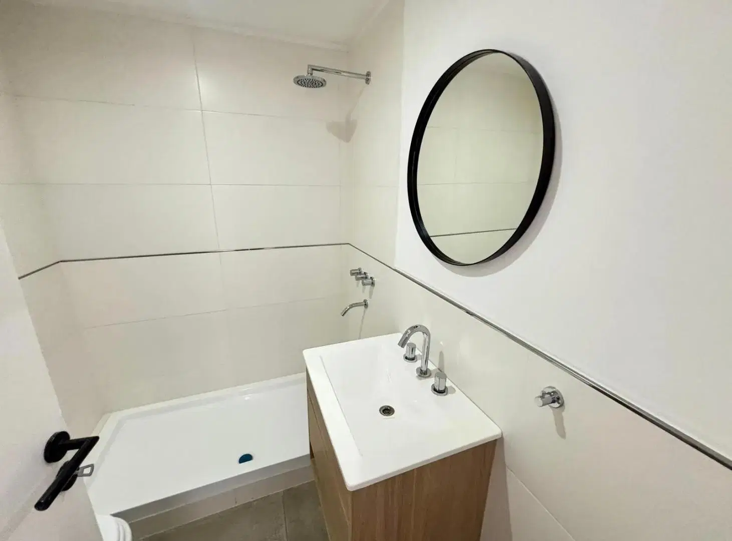 Departamento de tres ambientes piso entero 4