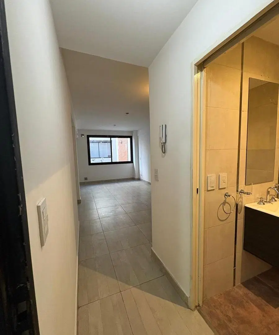 Departamento monoambiente en Pb, Banfield Este 3