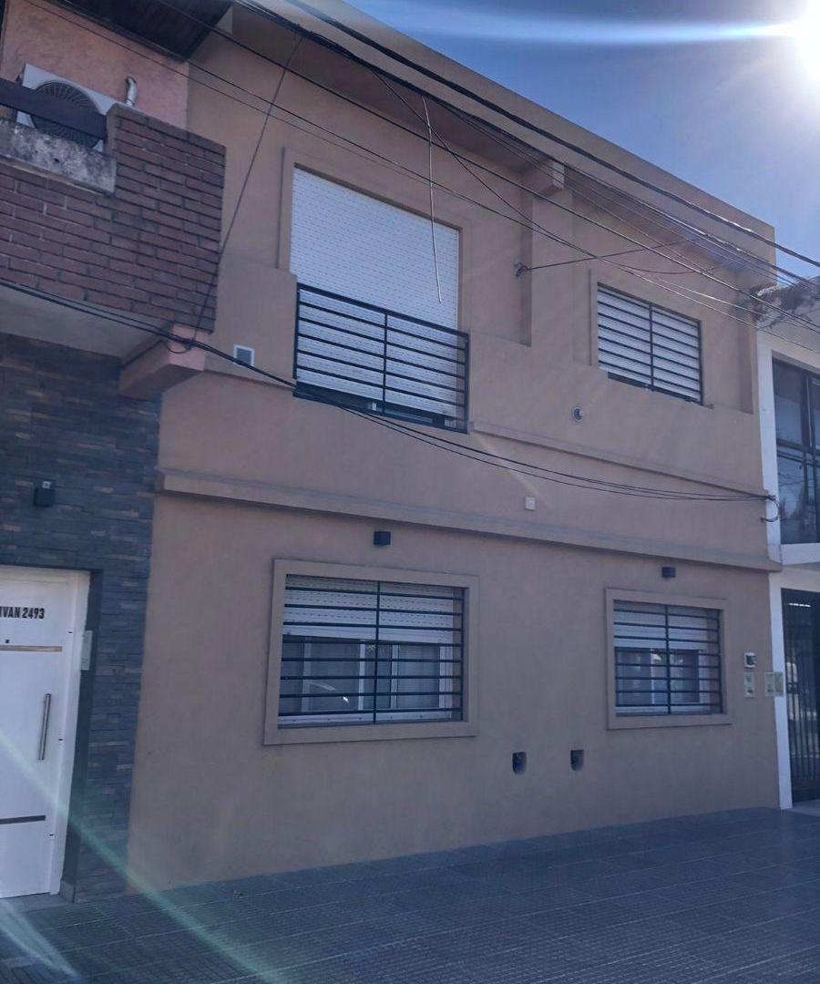 EL PALOMAR, PH EN PLANTA ALTA 3 AMBIENTES 3 CUADRAS ACCESO