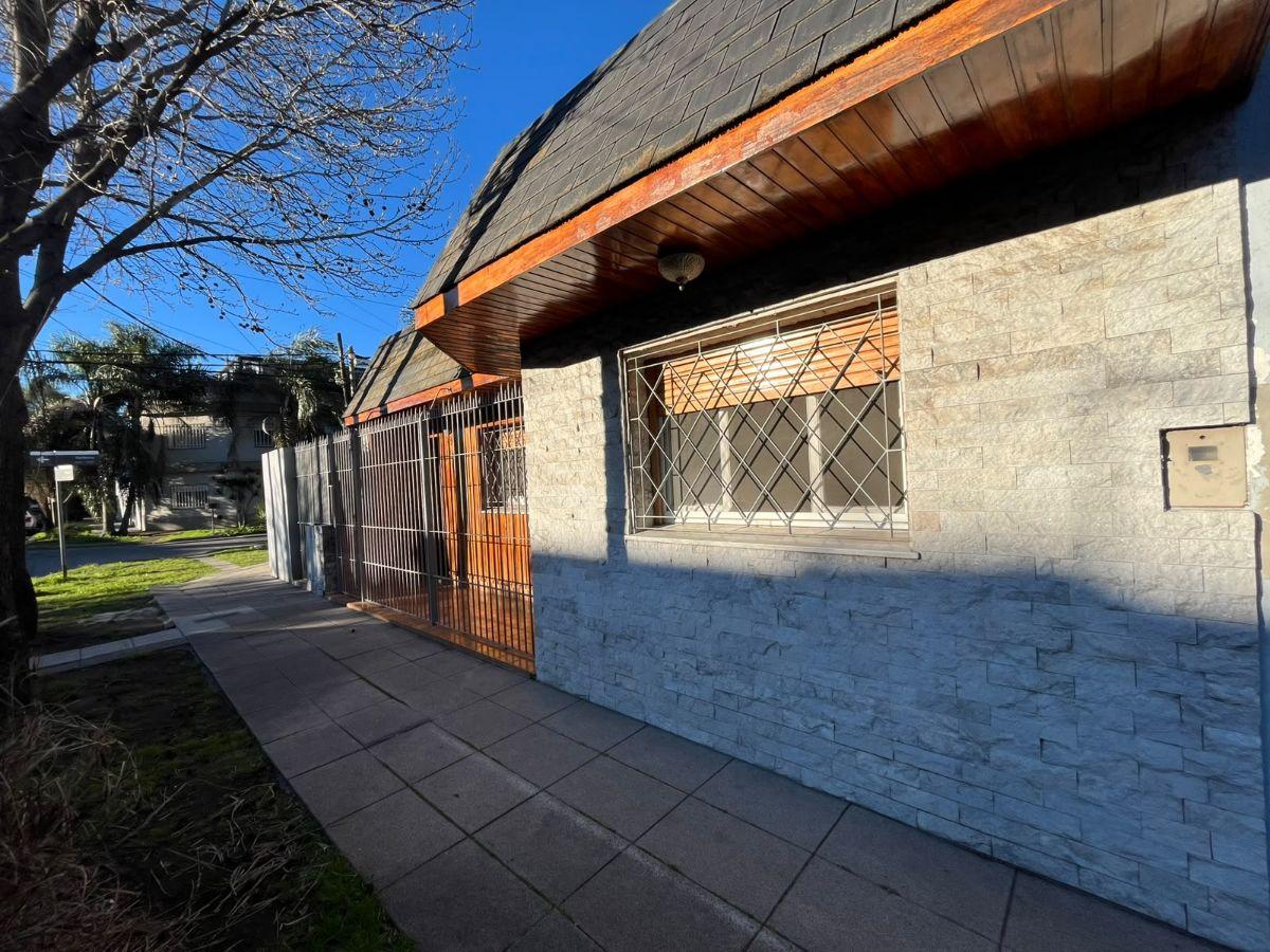 Foto de HAEDO NORTE 6 CDRAS TUNEL. CASA LOTE PPIO 3 AMB CON PATIO Y COCHERA, imagen 1
