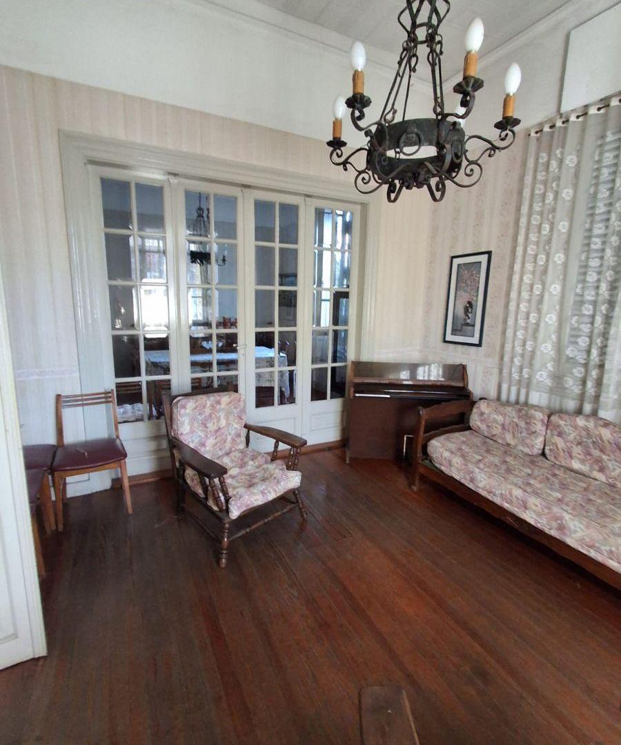 Foto de RAMOS MEJIA. UNICA CASA DE ESTILO VARIOS AMBIENTES, imagen 5