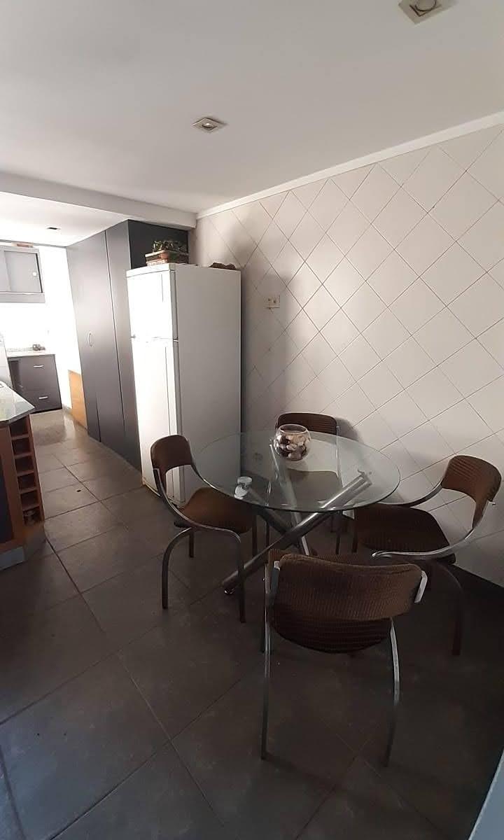 Depto 4 Ambientes Frente con Cocina Comedor Lavadero y Balcon. Alquilado. 1