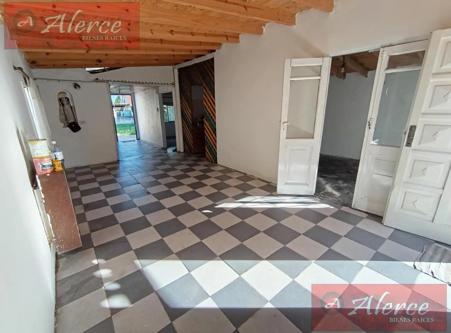 Casa en San José con fondo, Almirante Brown. A metros de Santa Ana - SIN COCHERA 4