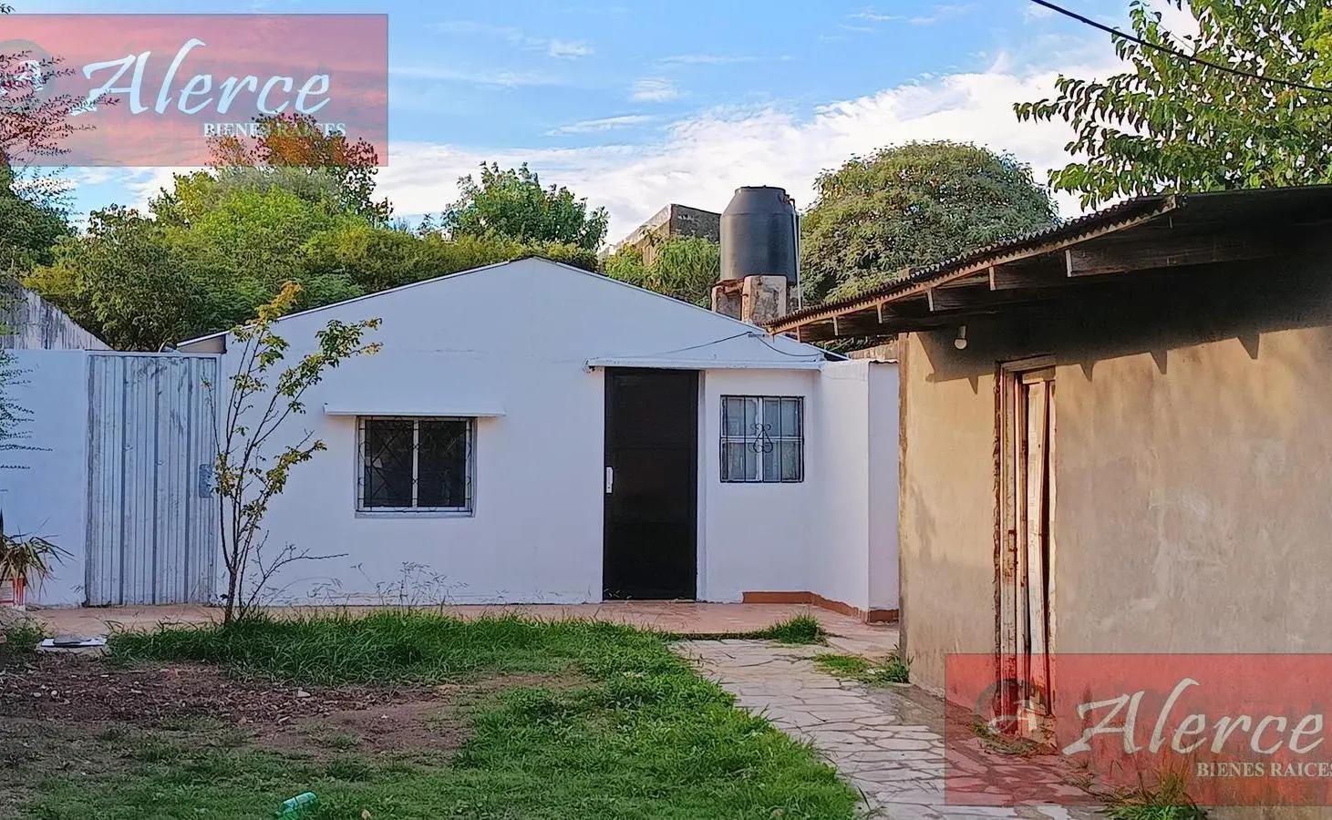 Casa en San José con fondo, Almirante Brown. A metros de Santa Ana - SIN COCHERA 5