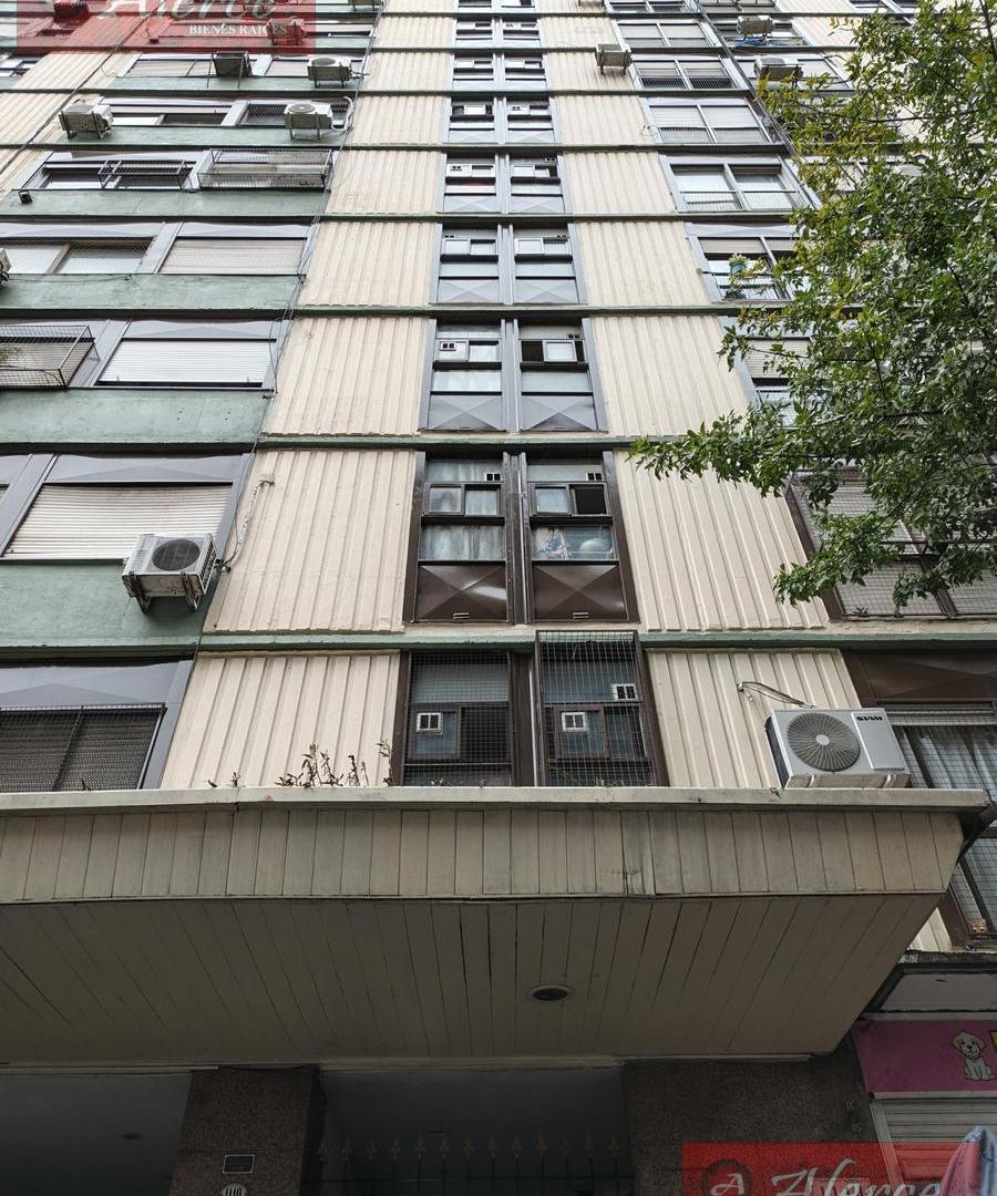 EXCELENTE MONOAMBIENTE PISO 14 VISTA ABIERTA TODO LUZ Y SOL