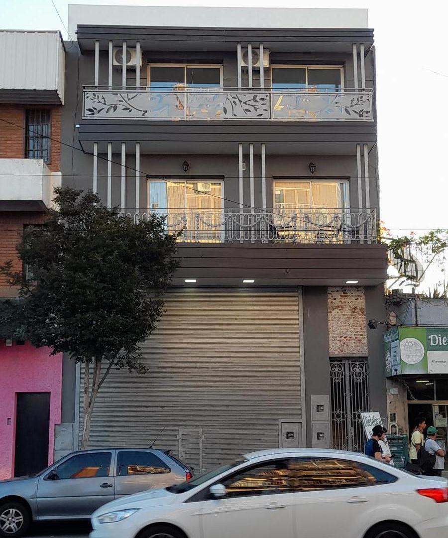 DEPARTAMENTO 3 AMB AV. GALICIA AL 100. PIÑEIRO. AVELLANEDA. 50% mas CUOTAS.