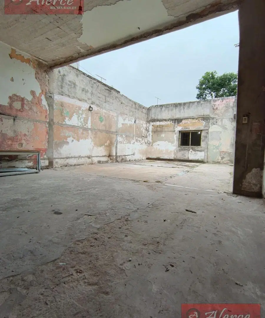 PROPIEDAD EN LOTE PROPIO CON AMPLIO ESPACIO DESCUBIERTO Y MONOAMBIENTE COMPLETO 5