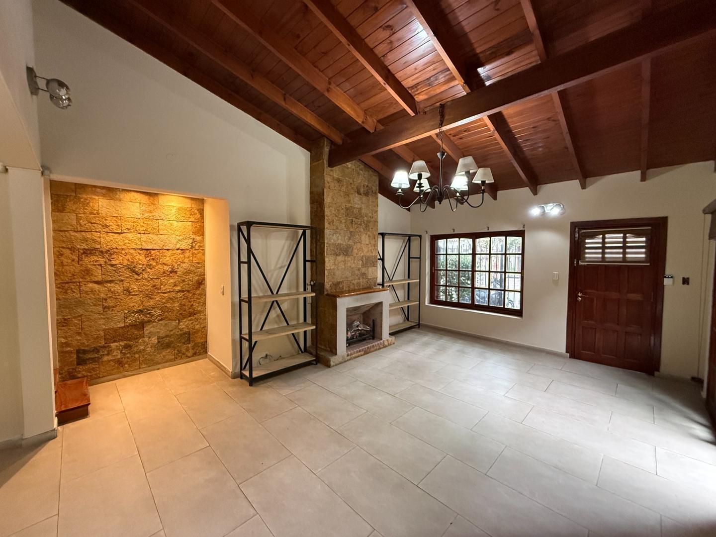 Foto de casa en venta 4 dormitorios, imagen 2