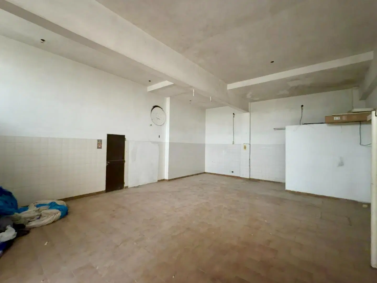 Local comercial en alquiler monte grande 4