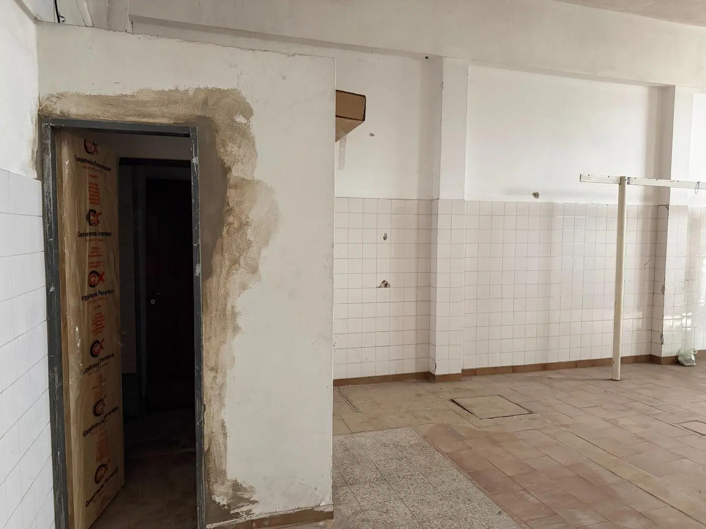 Local comercial en alquiler monte grande 2