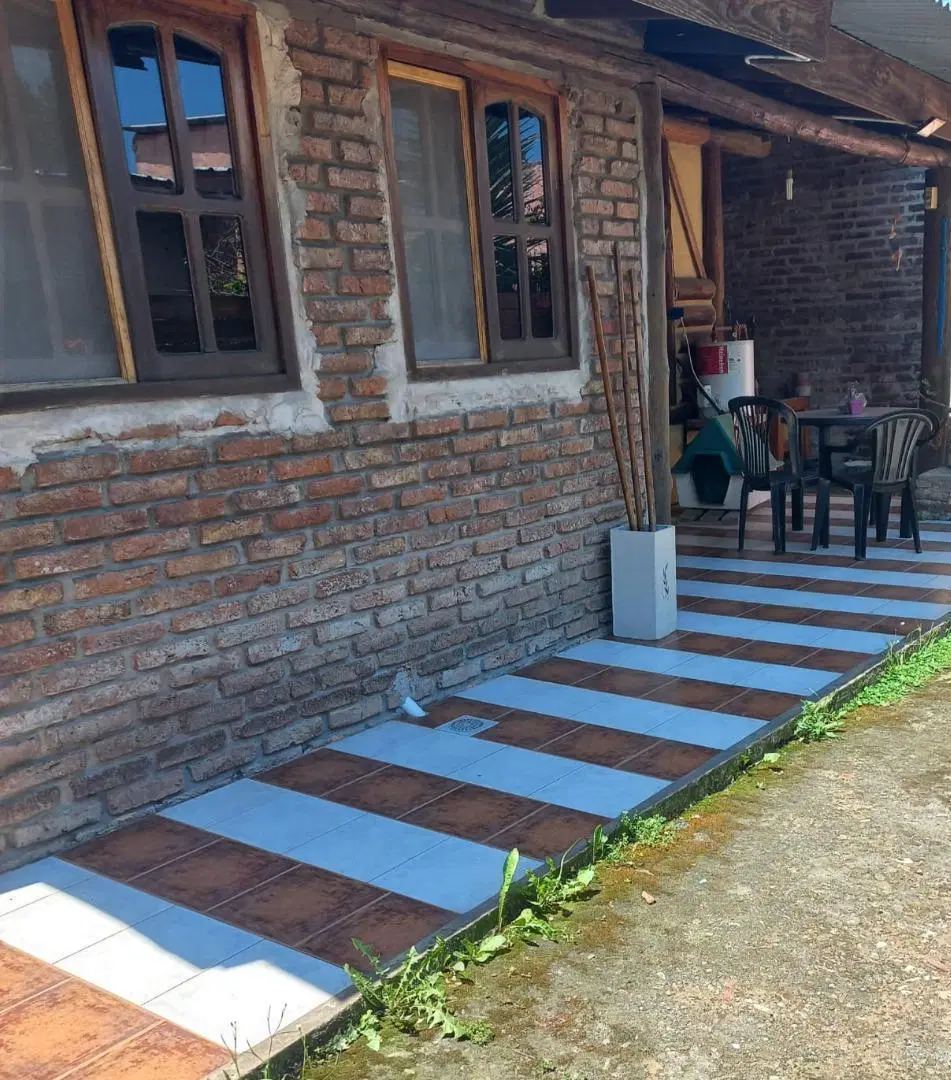 Casa en alquiler en Claypole 5