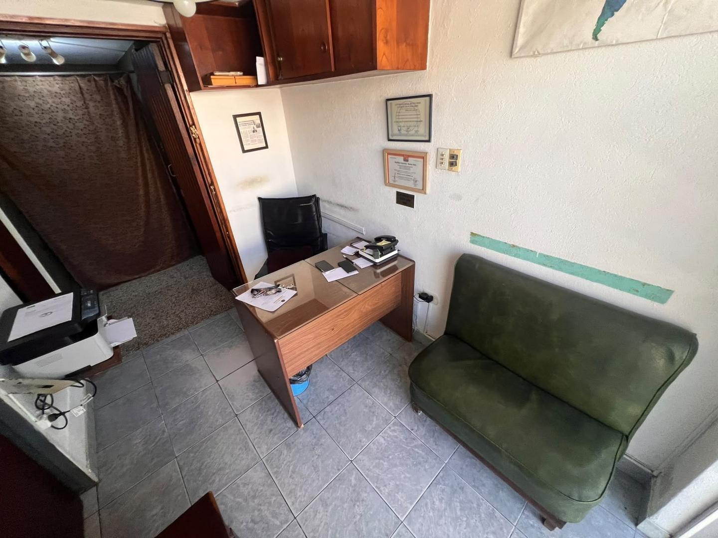 Foto de Venta Local Tristan Suarez, imagen 1