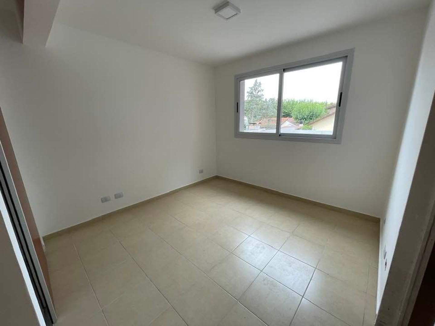 Foto de departamento dos ambientes en alquiler con cochera, imagen 4