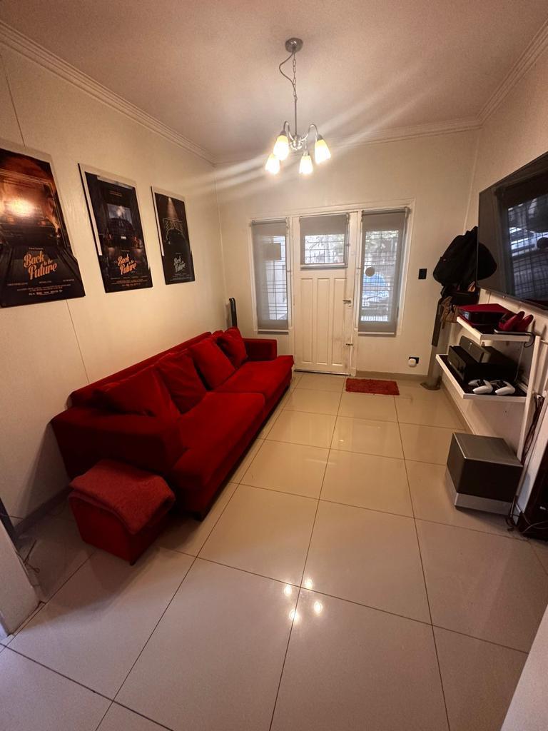 CHALET 3 AMBIENTES CON JARDIN Y PILETA