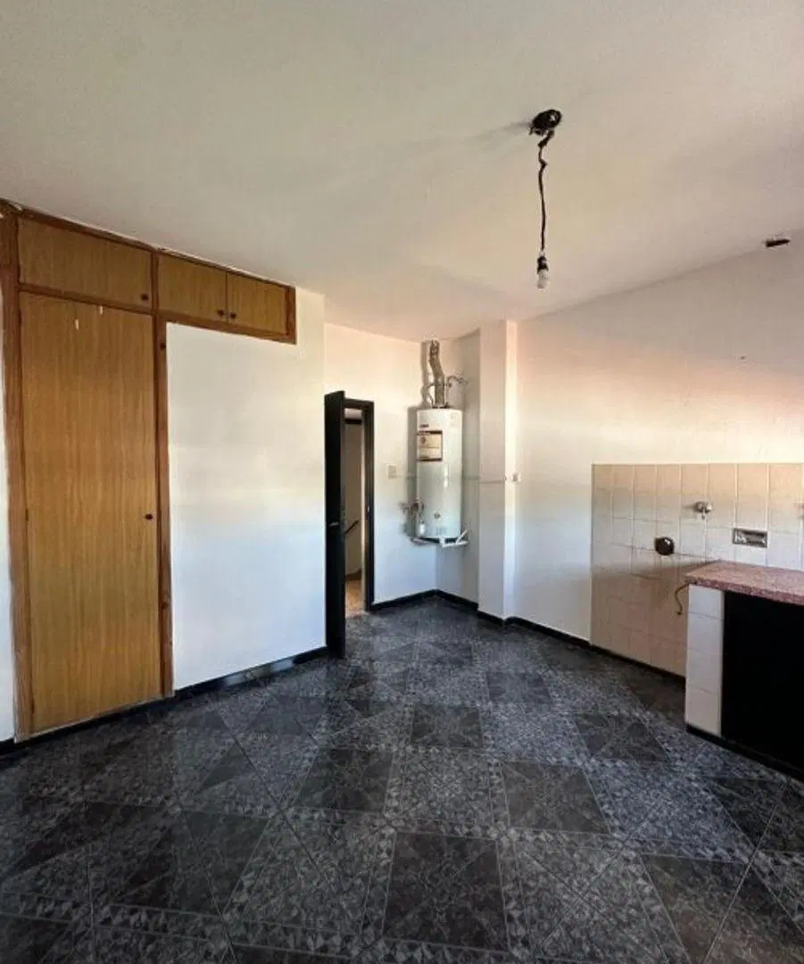 CASA CON GRAN PARQUE 2