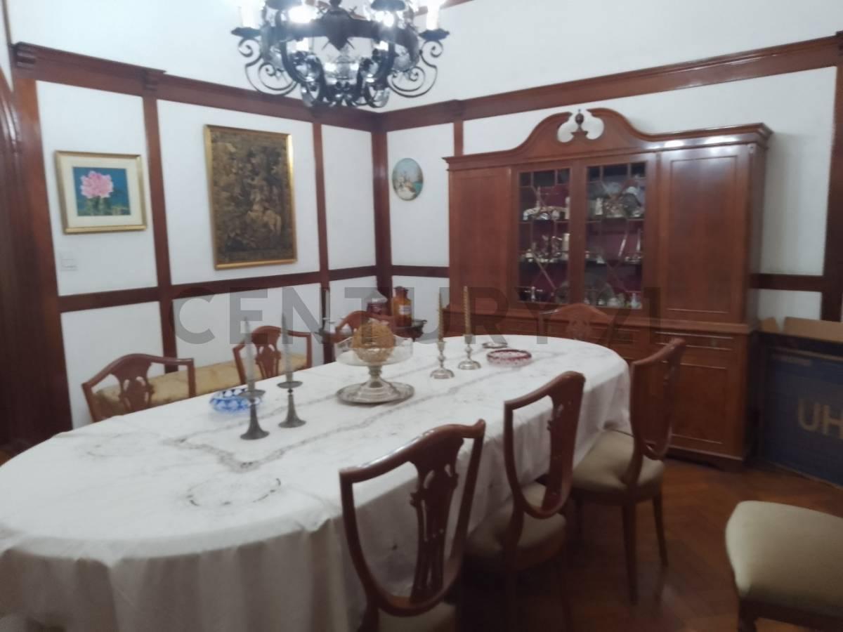 Amplió PH con Cochera y Patio. Se Analizan Deptos. 3 Amb. en 2