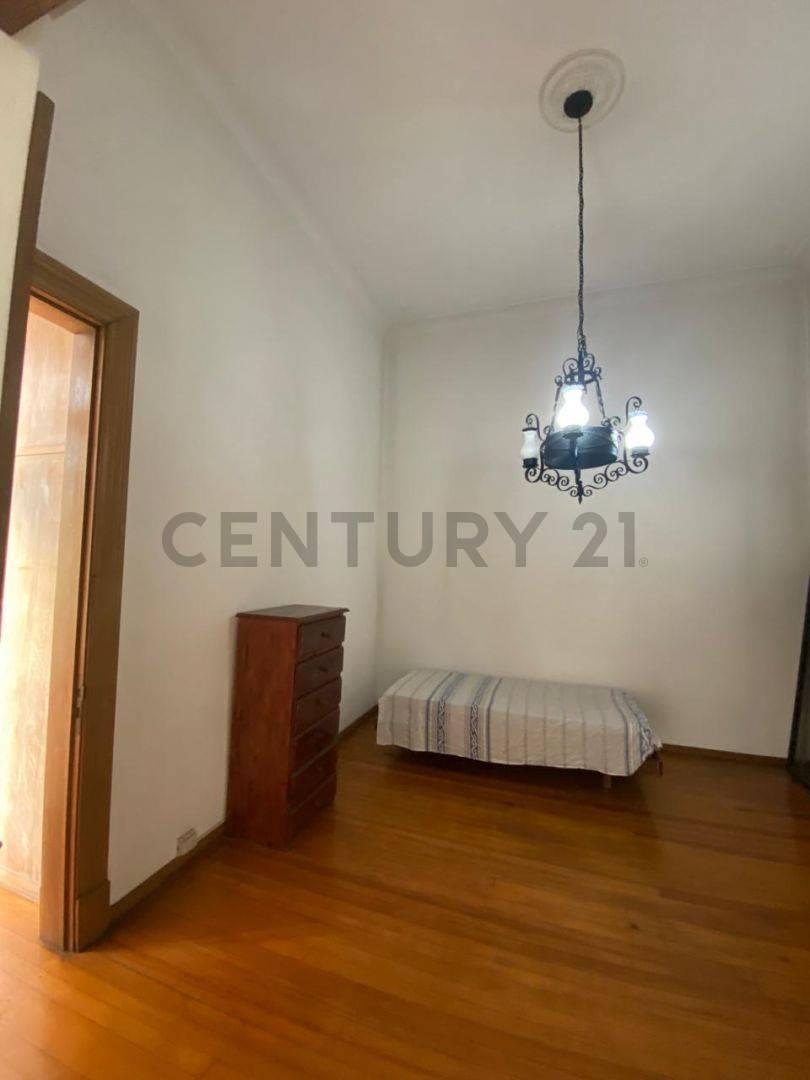 Venta PH 5 Ambientes en Calle San Jose Constitución 4