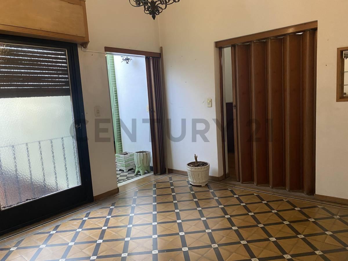 Venta PH 5 Ambientes en Calle San Jose Constitución 3
