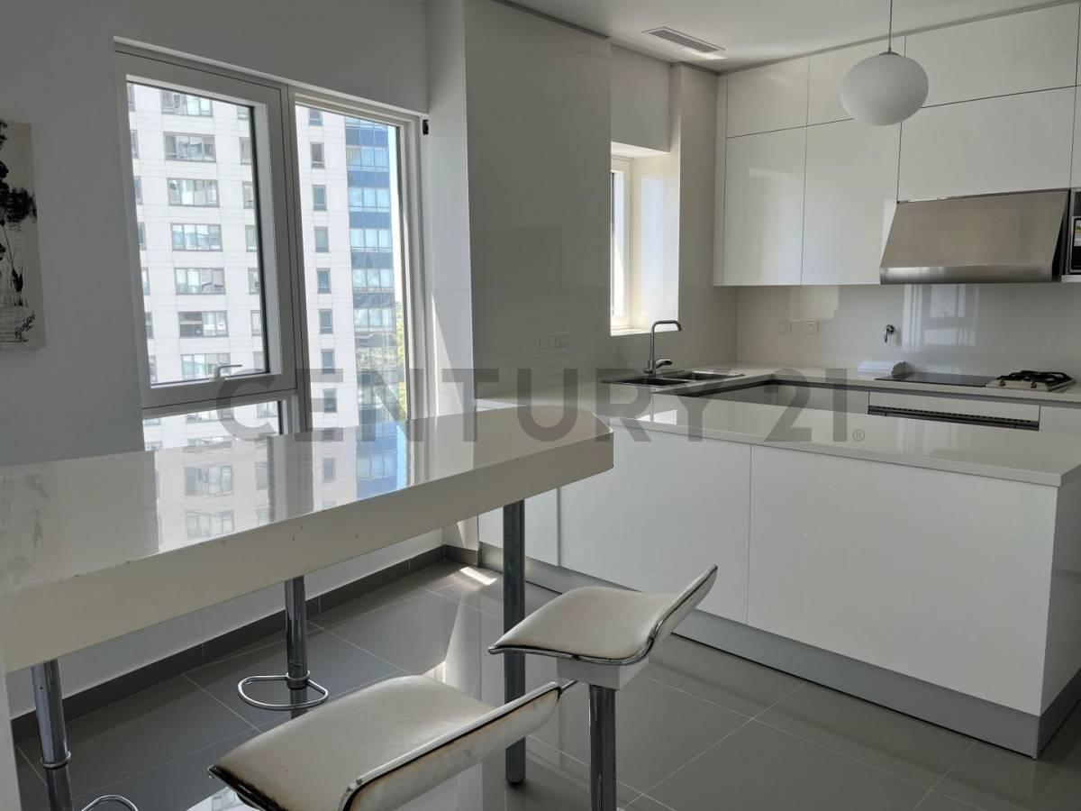 Venta Depto. Alvear Tower 2 Suites + Dependencia y Cochera 3