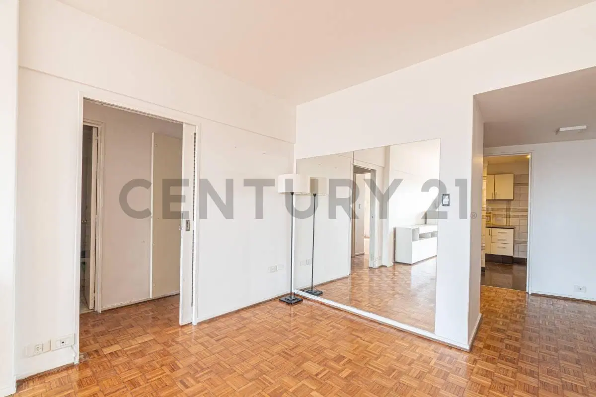 Venta – Depto 3 ambientes c/ dependencia | Vista al río 4