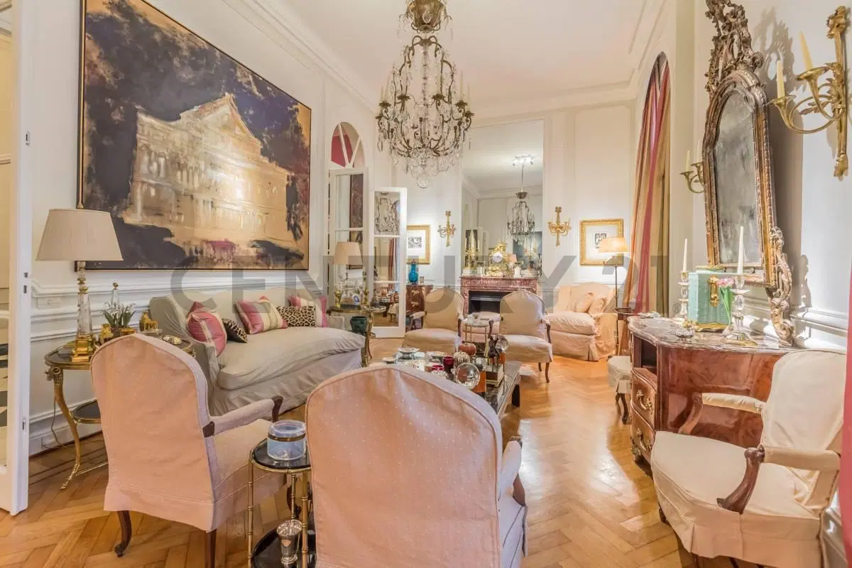 Venta Palacio francés Recoleta  dorm (posible 3) Estilo único 3