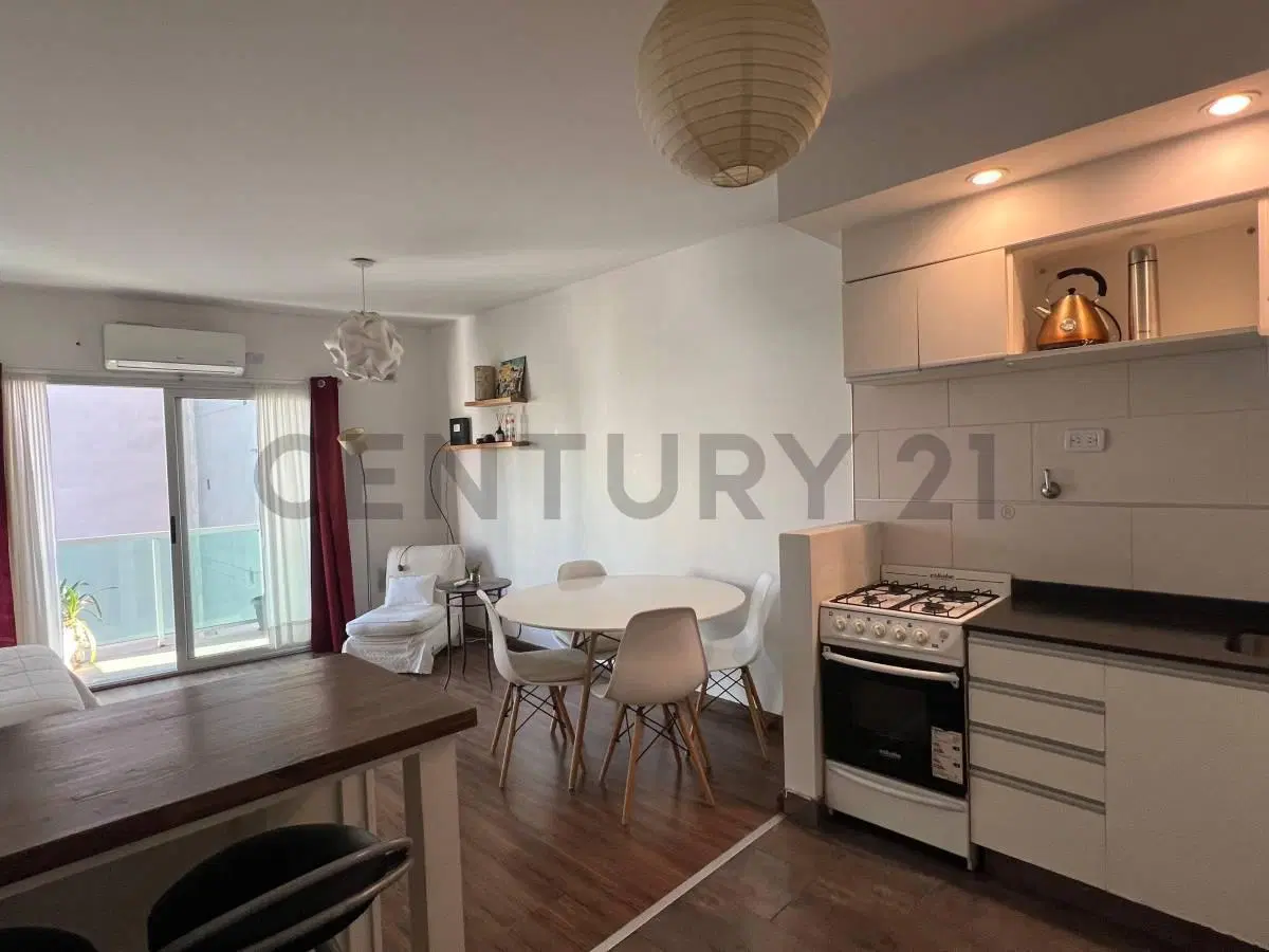 Venta Monoambiente Villa Crespo Impecable con balcón, muy luminoso! 2