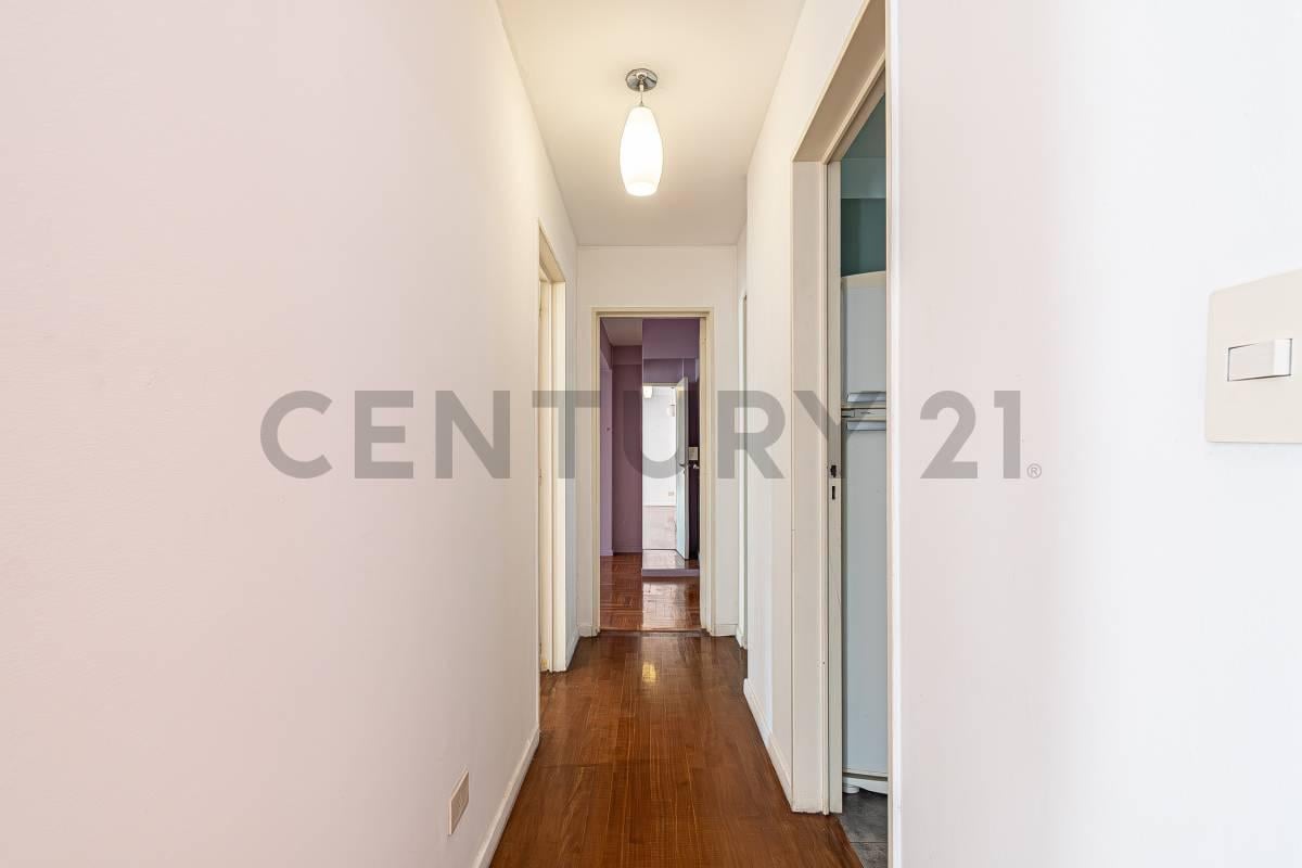 Venta de departamento 3 ambientes con cochera en belgrano