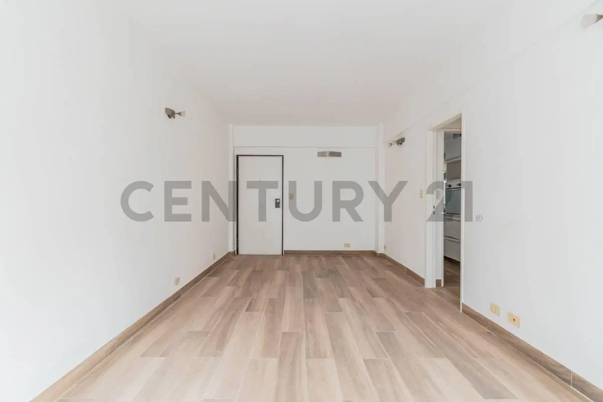 Venta | 3 Ambientes con Dependencia y Balcón Corrido en Palermo Chico Seguí y Salguero 2