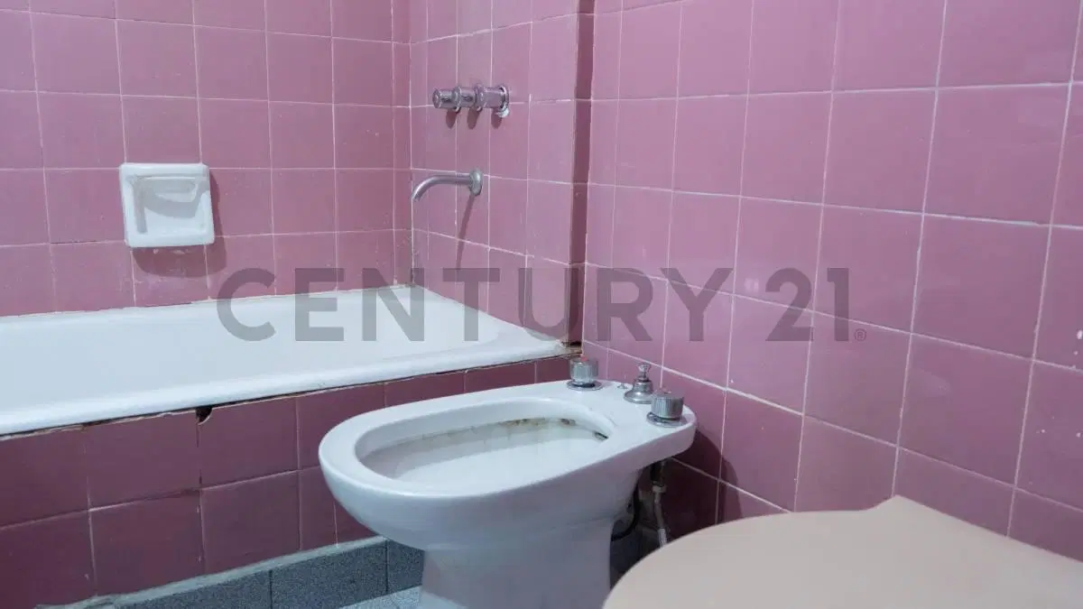 Departamento de 2 ambientes en Almagro – Excelente oportunidad para renovar 4