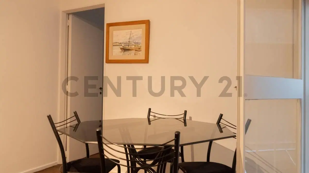 Departamento de 2 ambientes en Almagro – Excelente oportunidad para renovar 5