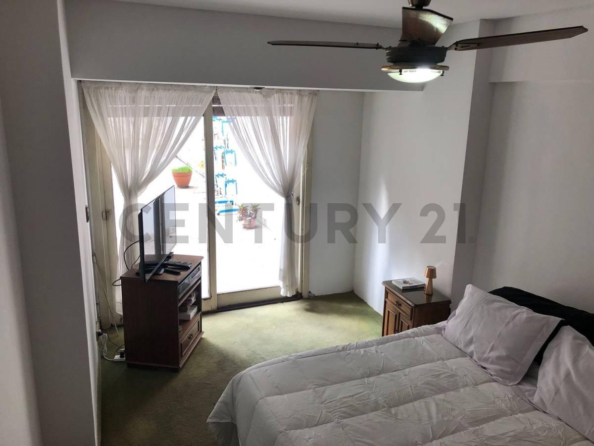 Foto de Venta de departamento 4 ambientes con patio en Alto Palermo, imagen 4
