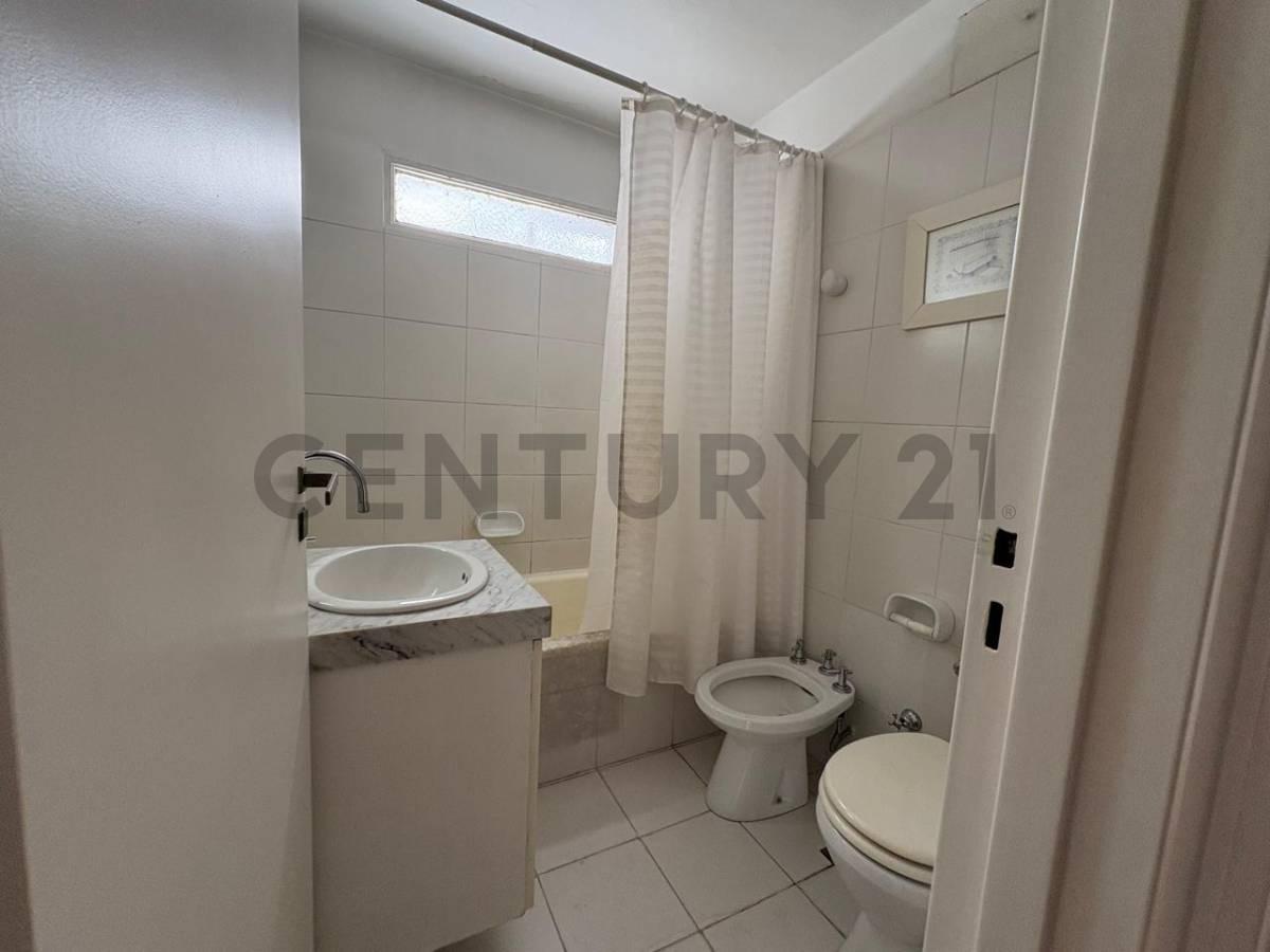 Foto de Venta 3/4 amb Recoleta con cochera y balcón, imagen 2