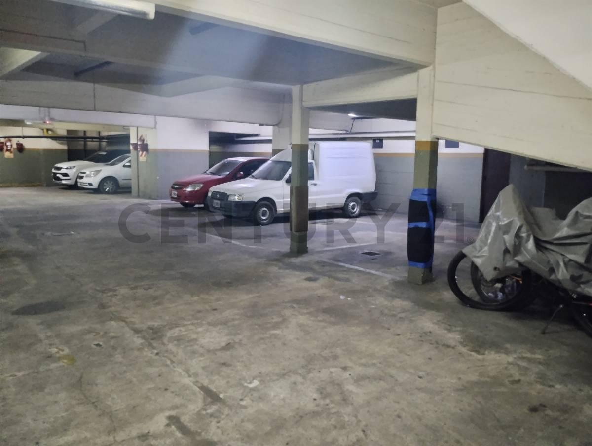 Foto de Excelente oportunidad. COCHERA FIJA Y CUBIERTA EN VENTA – PALERMO, imagen 4