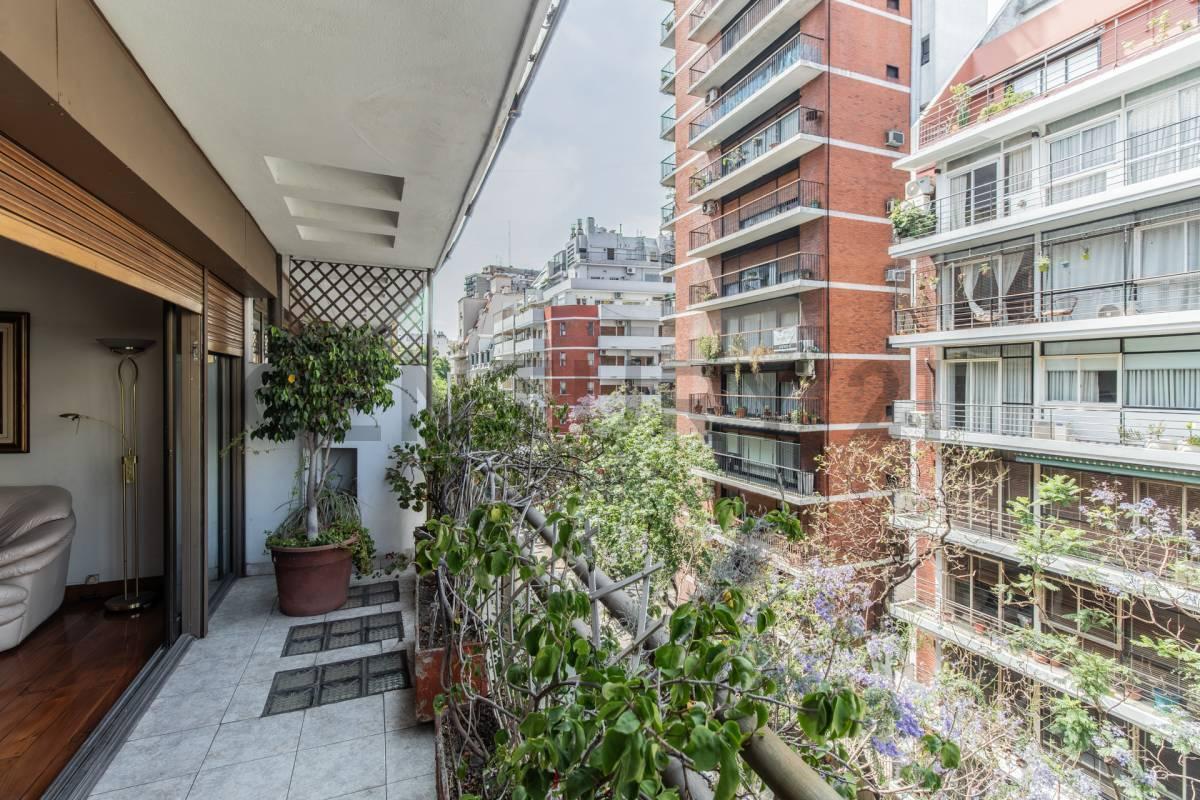 Foto de VENTA 3 AMBIENTES CON DEPENDENCIA, COCHERA Y BAULERA EN PALERMO BOTÁNICO, imagen 1