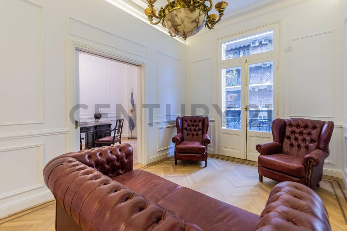 Foto de Venta Piso de Estilo Refaccionado a Nuevo Esmeralda y Libertador Retiro, imagen 1