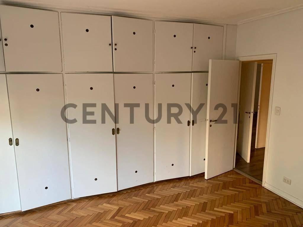 Foto de Venta Piso 4 Ambientes + dependencia Remodelado – Balvanera, imagen 3