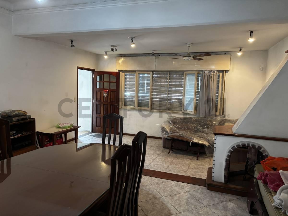 Foto de Casa con terraza y garaje en Crucecita, imagen 1