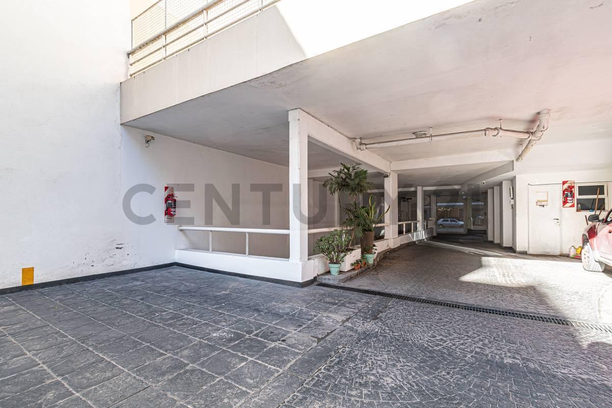 Foto de Venta de departamento 3 ambientes con cochera en belgrano, imagen 3